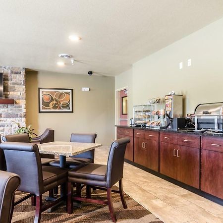 Cobblestone Inn & Suites - Ord Екстериор снимка