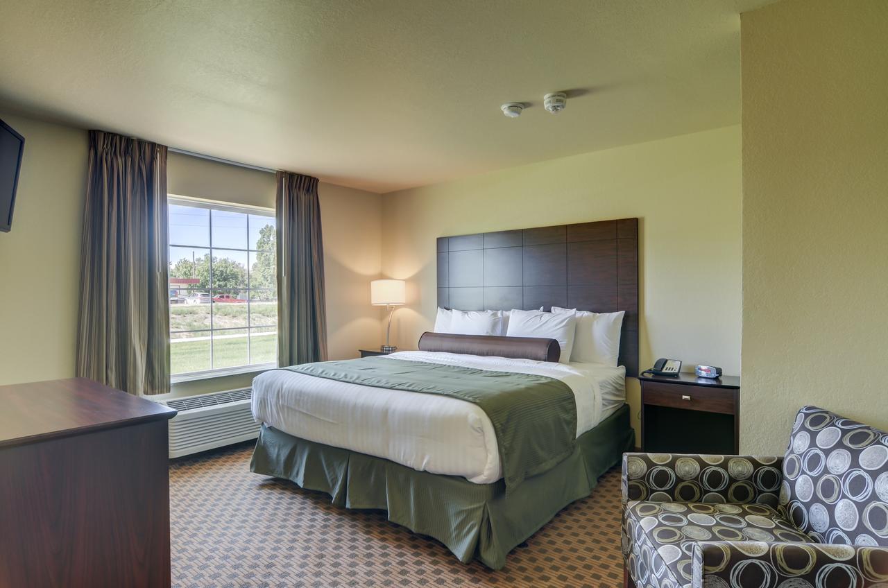 Cobblestone Inn & Suites - Ord Екстериор снимка