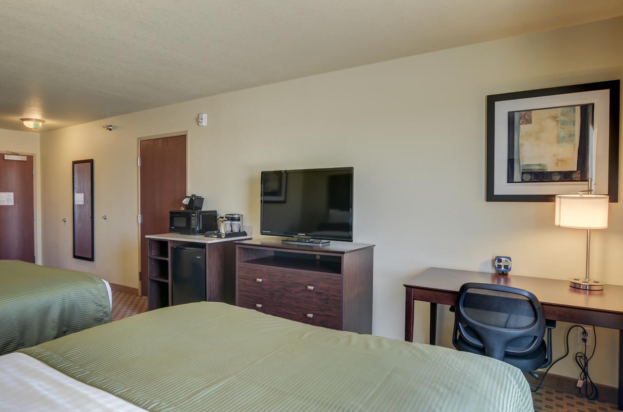 Cobblestone Inn & Suites - Ord Екстериор снимка
