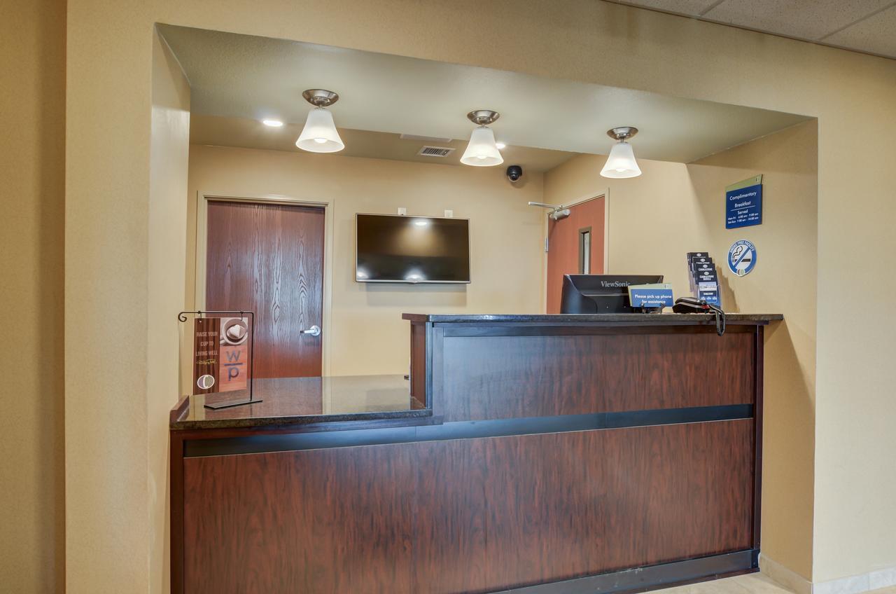 Cobblestone Inn & Suites - Ord Екстериор снимка