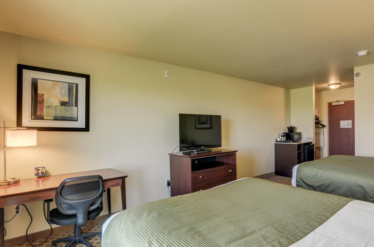 Cobblestone Inn & Suites - Ord Екстериор снимка