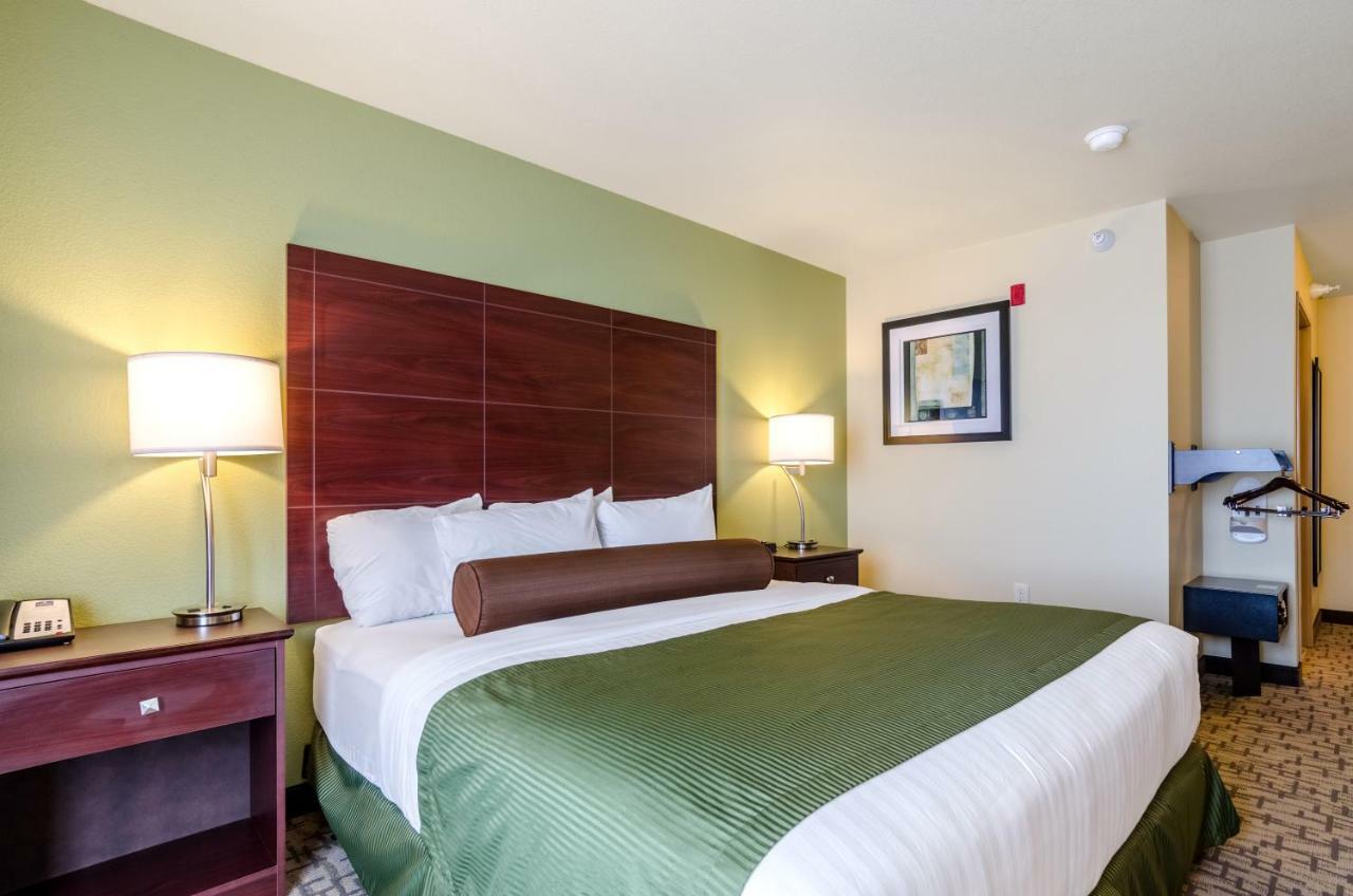 Cobblestone Inn & Suites - Ord Екстериор снимка