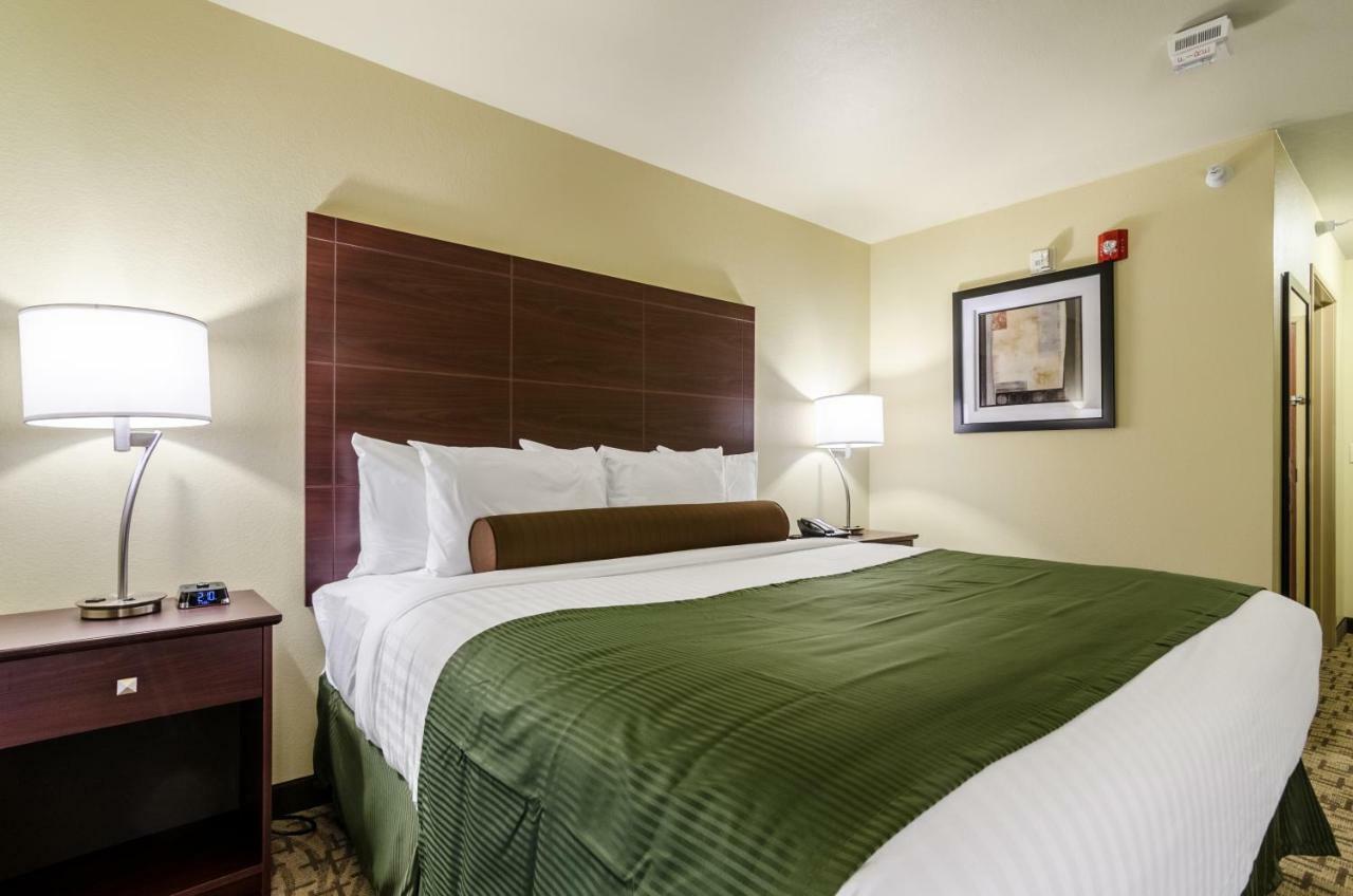 Cobblestone Inn & Suites - Ord Екстериор снимка