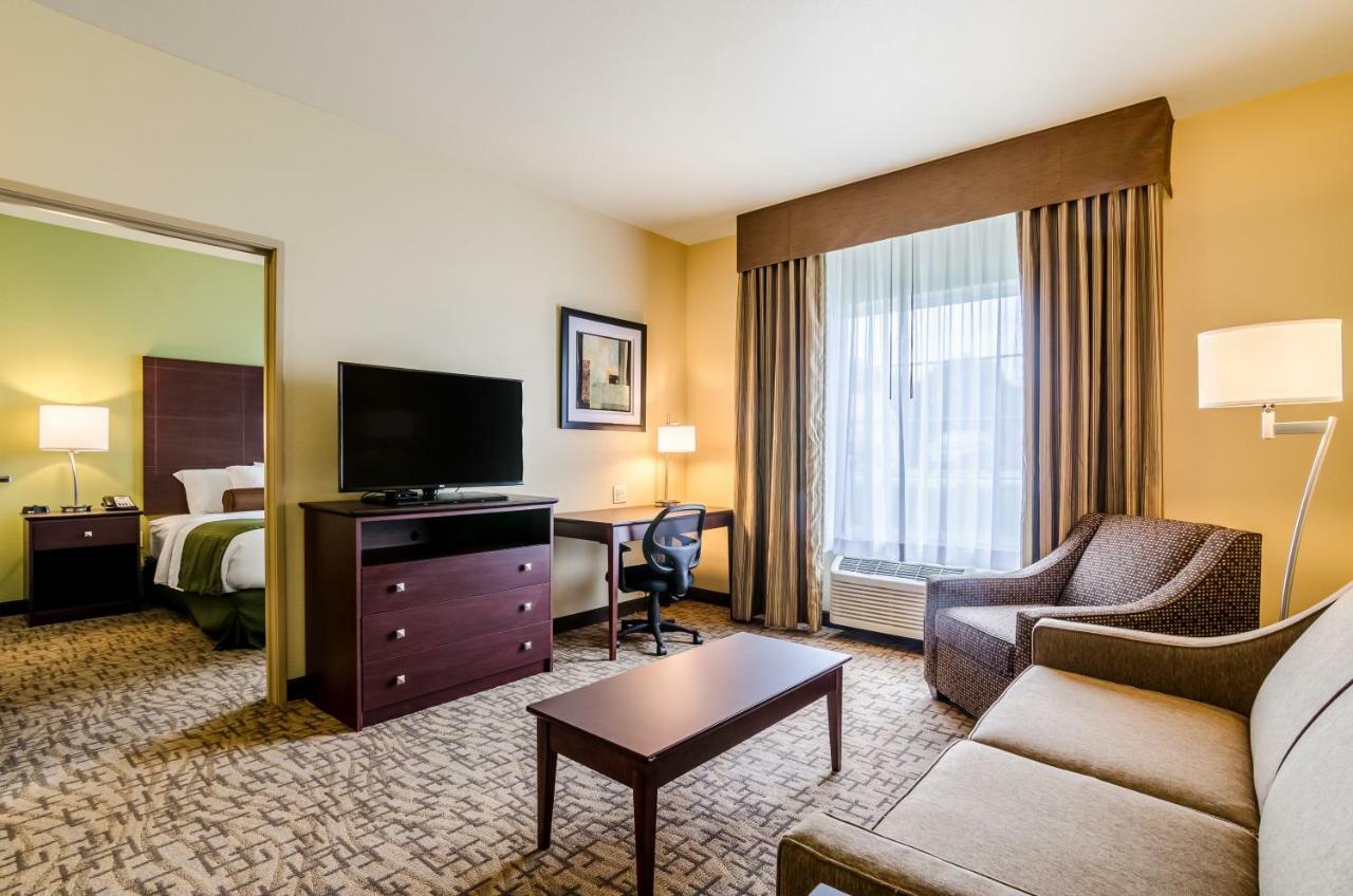 Cobblestone Inn & Suites - Ord Екстериор снимка