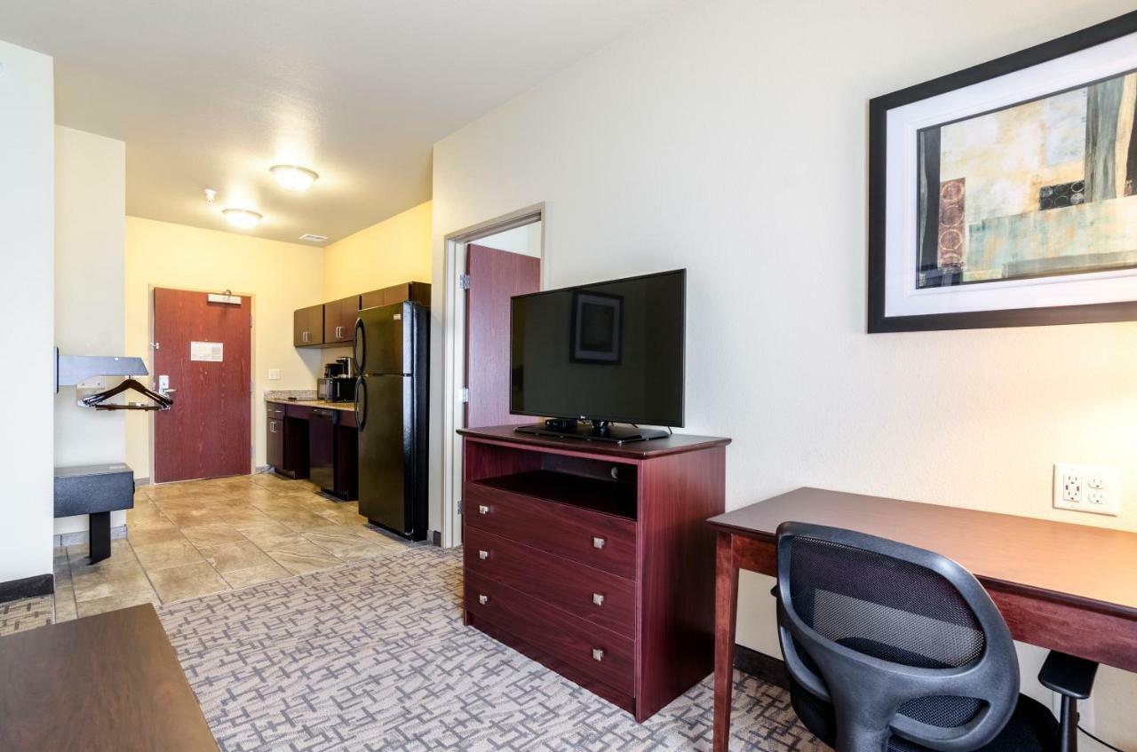 Cobblestone Inn & Suites - Ord Екстериор снимка
