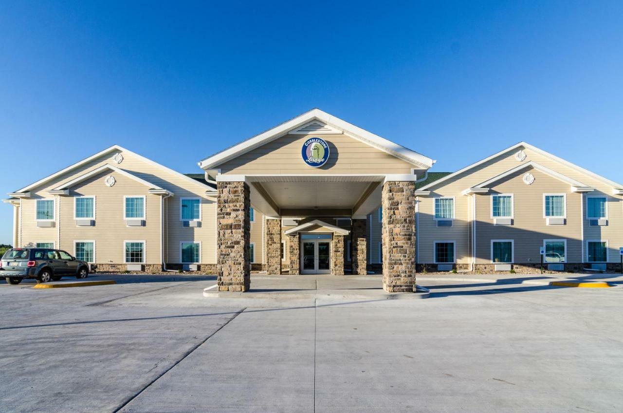 Cobblestone Inn & Suites - Ord Екстериор снимка